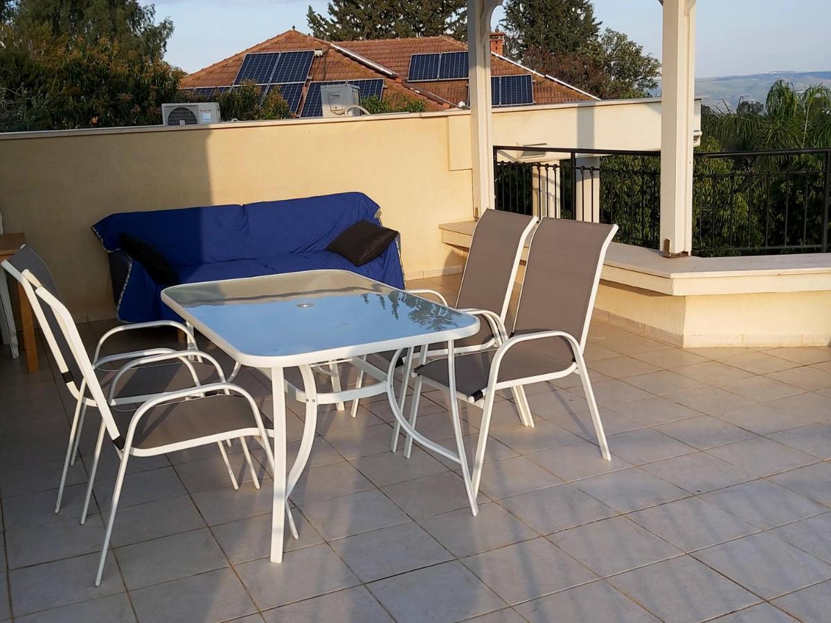 למרפסת La Balcona Apartamento Chorazim Exterior foto