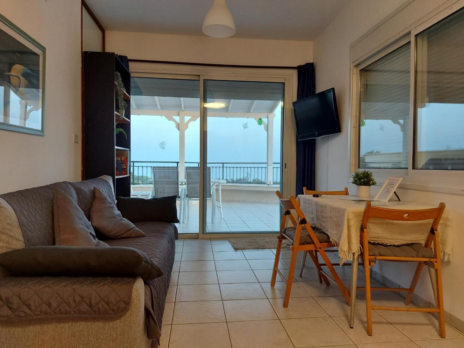 למרפסת La Balcona Apartamento Chorazim Quarto foto